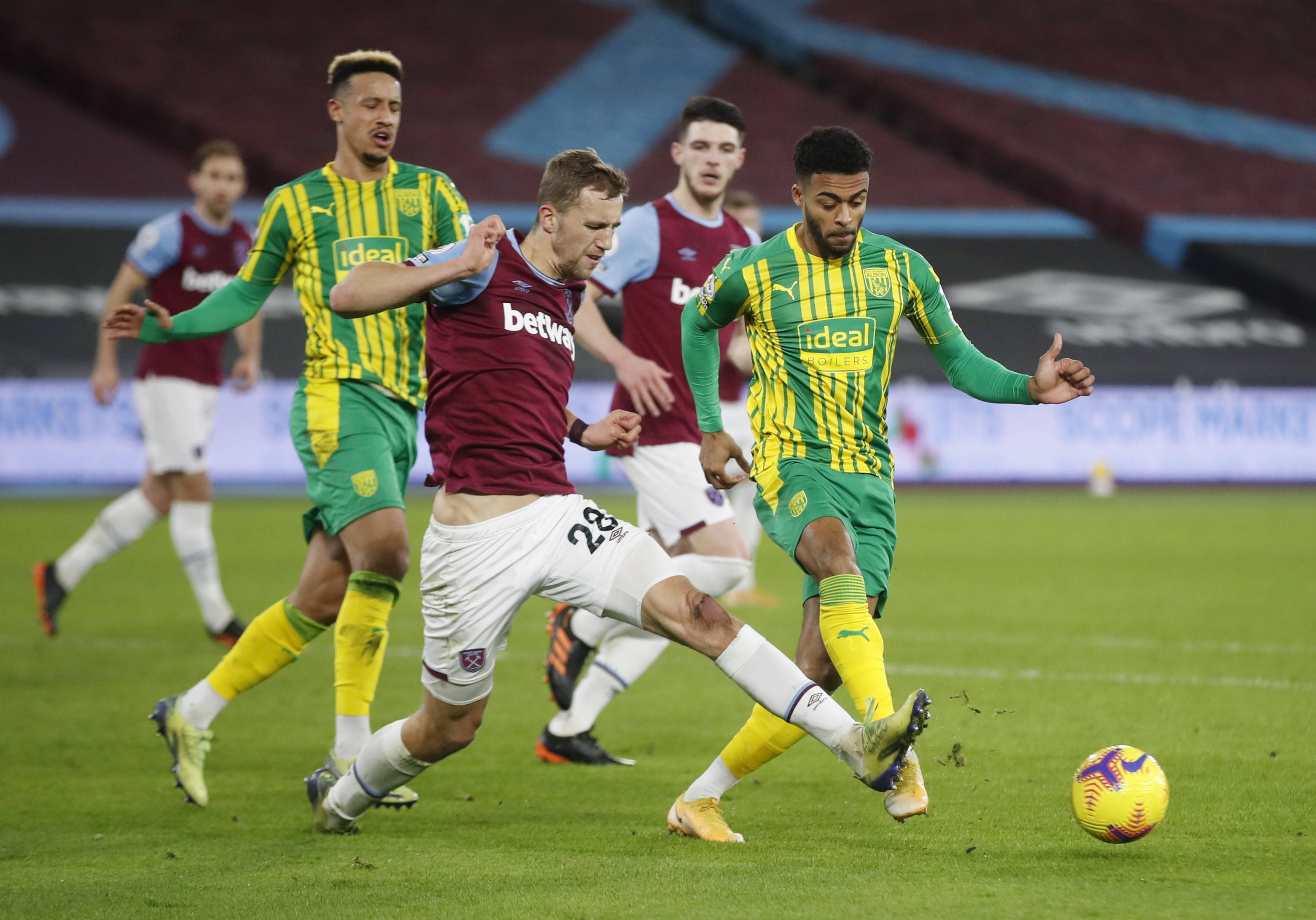 加强与媒体 加强与媒体