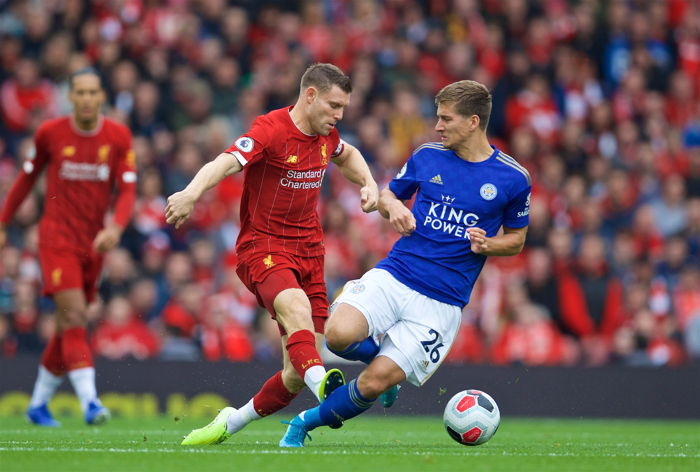 不仅盯紧目 不仅盯紧目