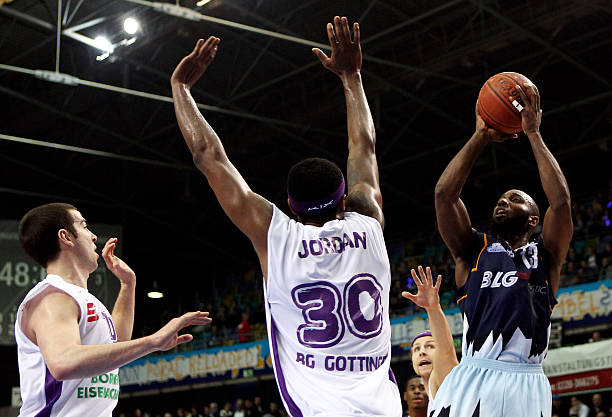 利用边路快 利用边路快